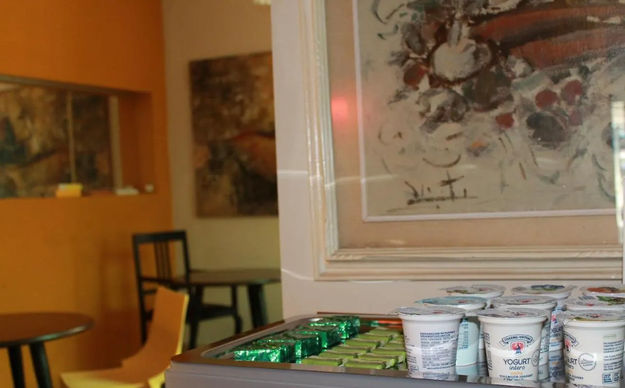 Hotel Touring Livorno 3*,